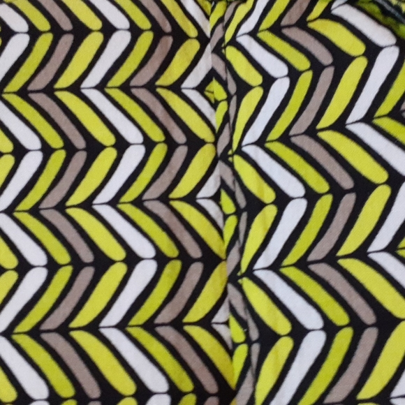 Vera Bradley Hipster....Excellent condition SOLD - Picture 3 of 7